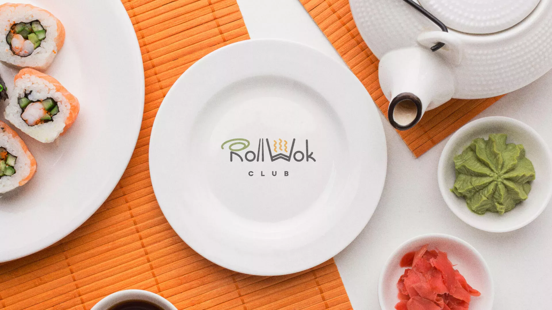 Разработка логотипа и фирменного стиля в Буе для суши-бара «Roll Wok Club»
